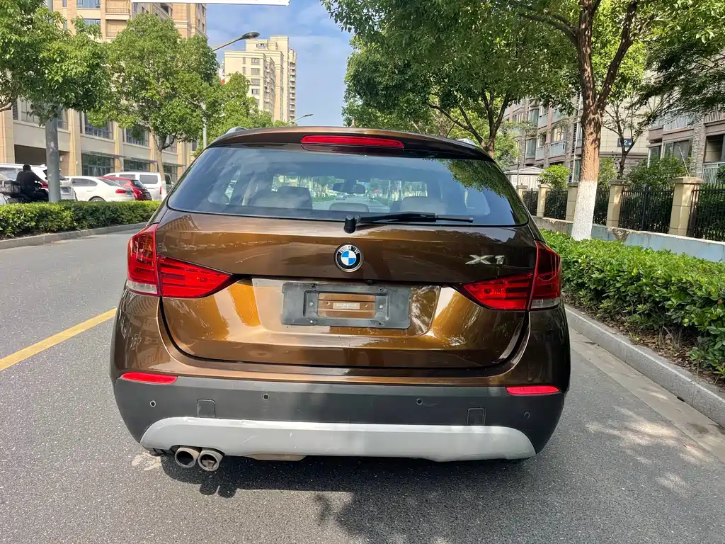 BMW X1 2015 — фото 5