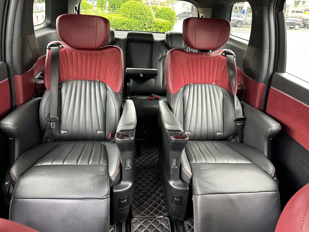 GAC Trumpchi M8 2023 — фото 24
