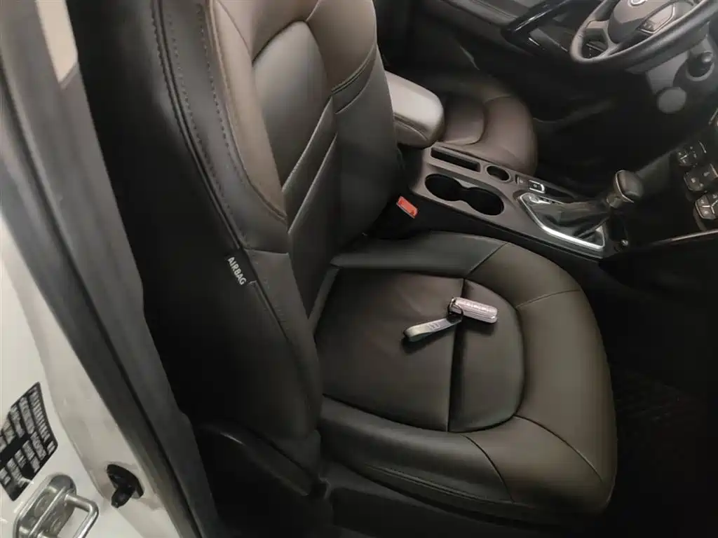 GAC Motor Trumpchi GS4 2016 — фото 25