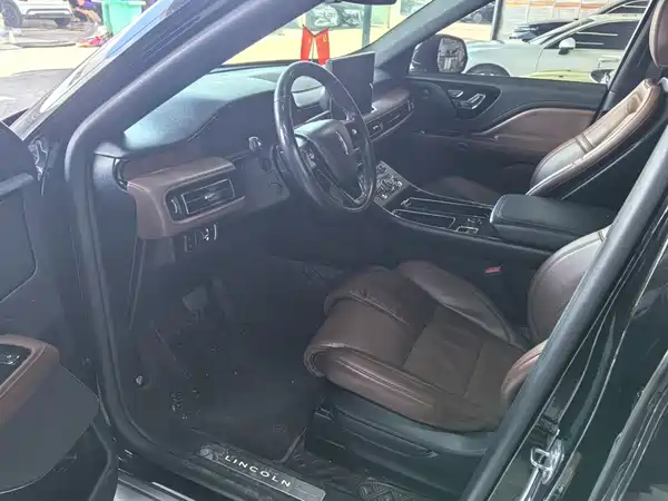 Lincoln Aviator 2021