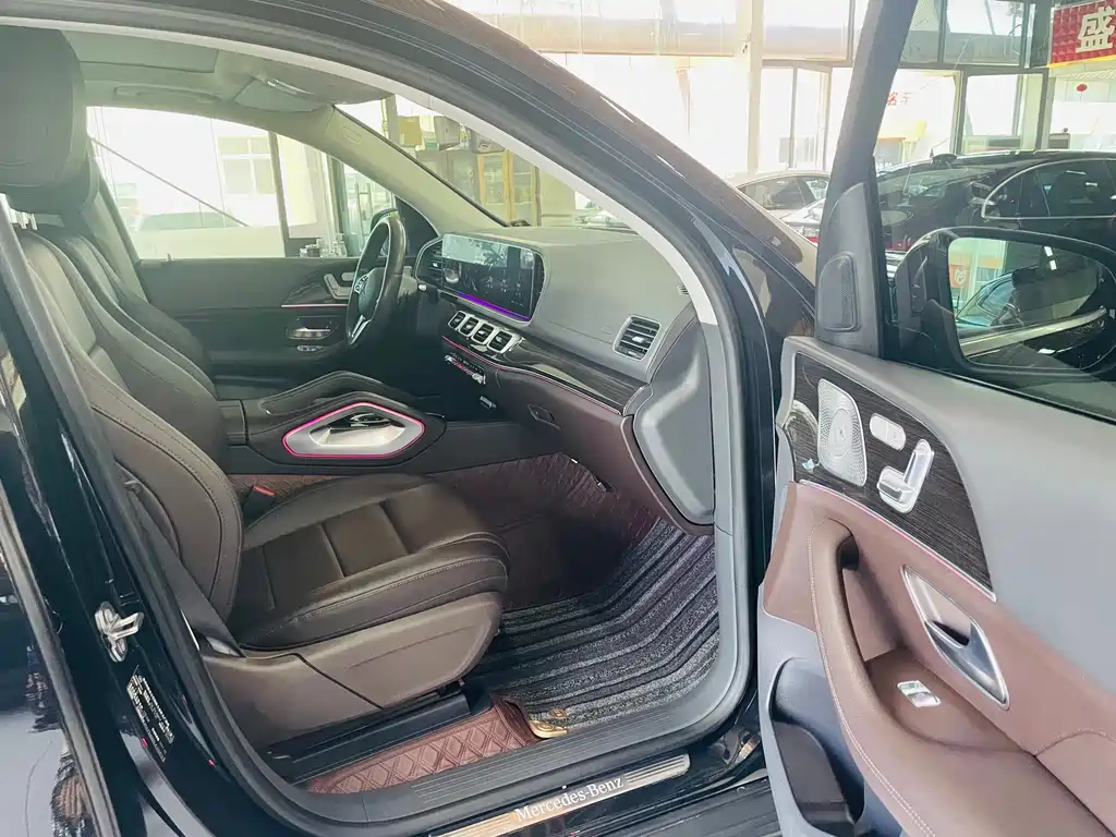 Mercedes-Benz GLE 2019 — фото 16