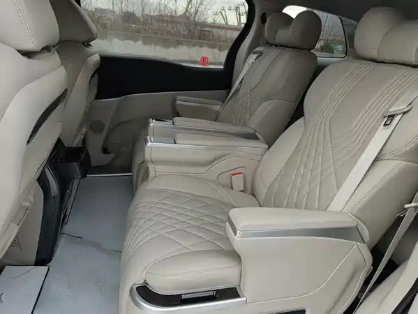 Buick GL8 2024