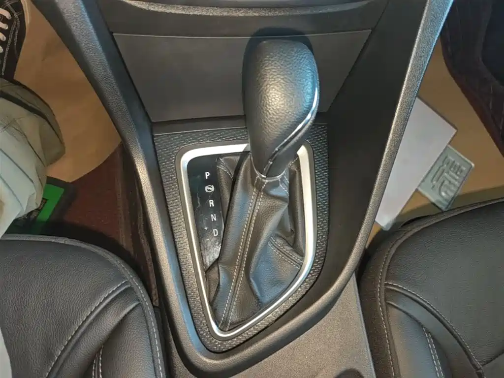 Buick Excelle 2019 — фото 14