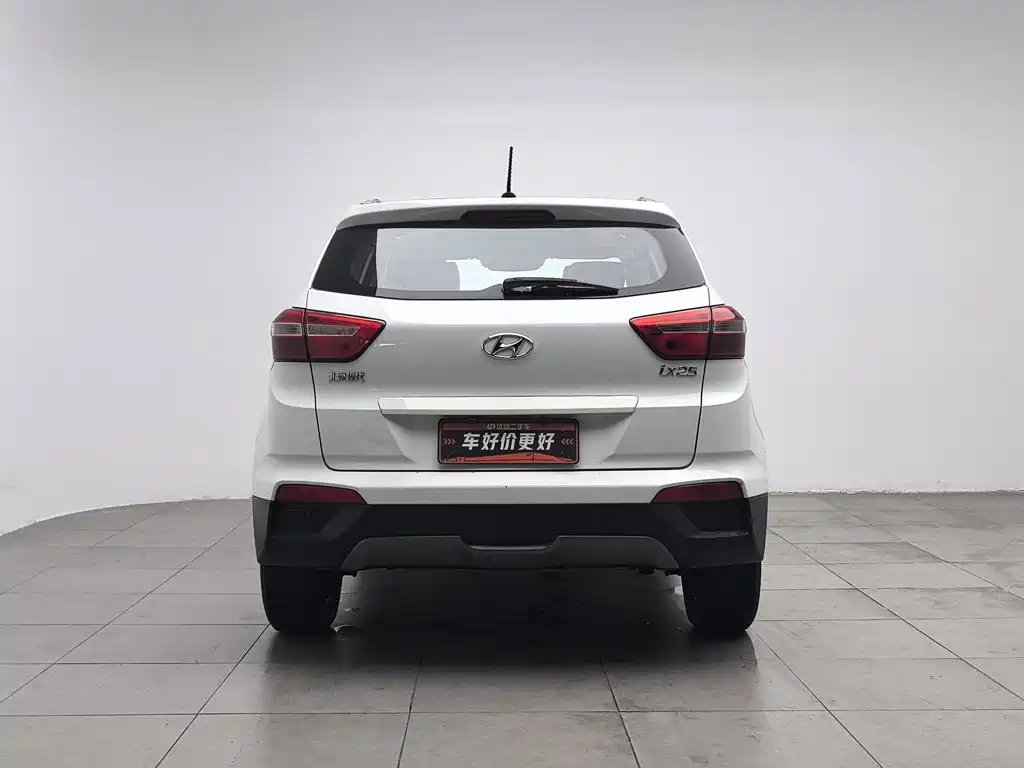 Hyundai ix25 2016 — фото 4