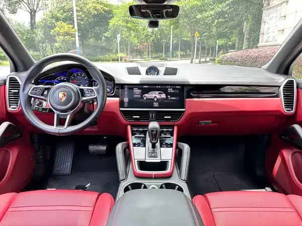 Porsche Cayenne 2019