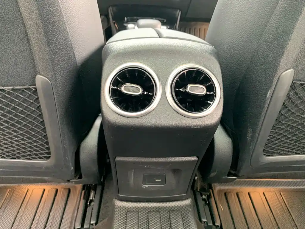 Mercedes-Benz A-Class 2023 — фото 20