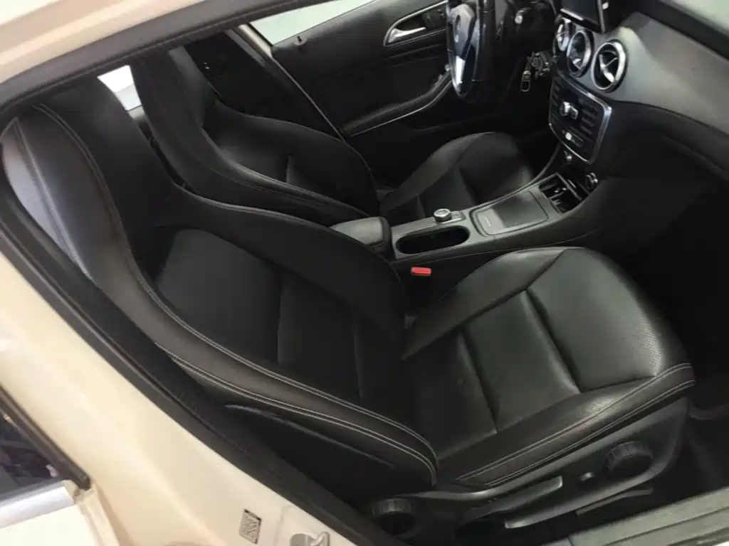 Mercedes-Benz GLA 2015 — фото 25