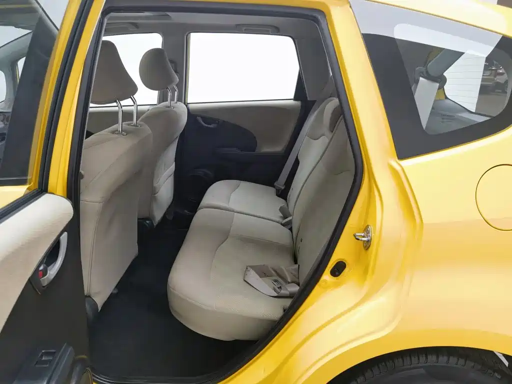 Honda Fit 2013 — фото 15