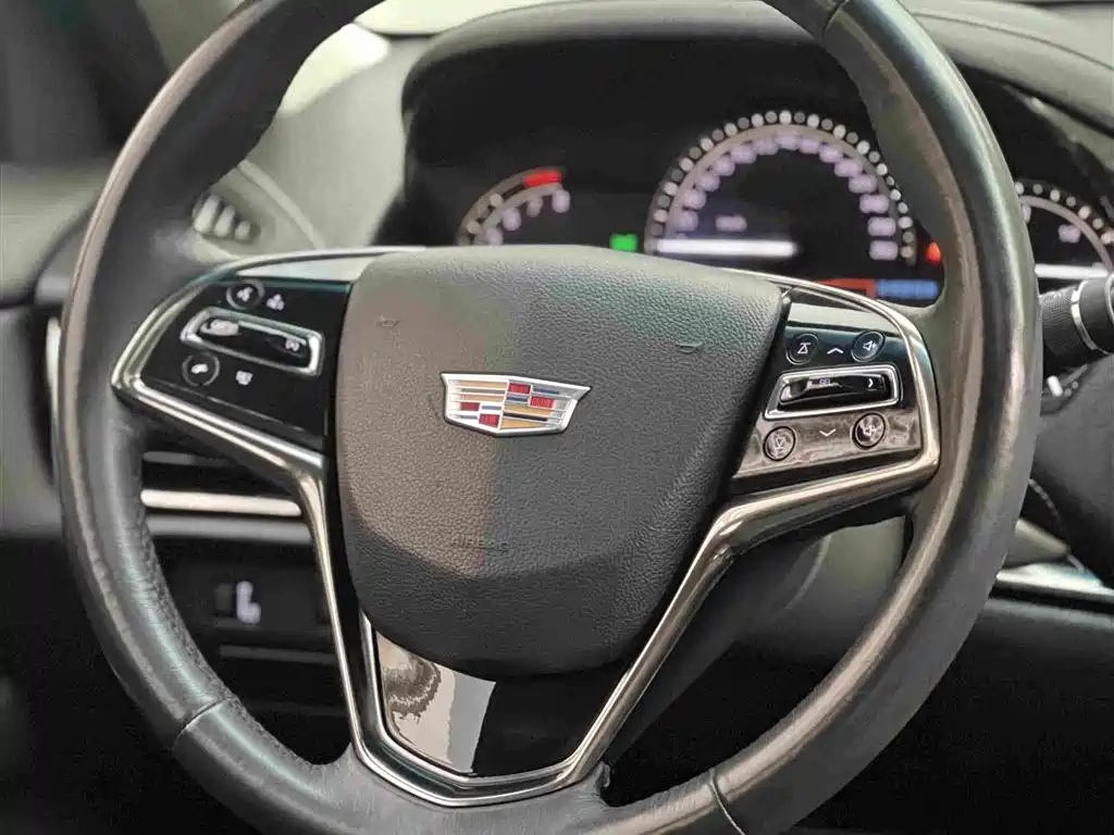 Cadillac ATS-L 2018 — фото 13