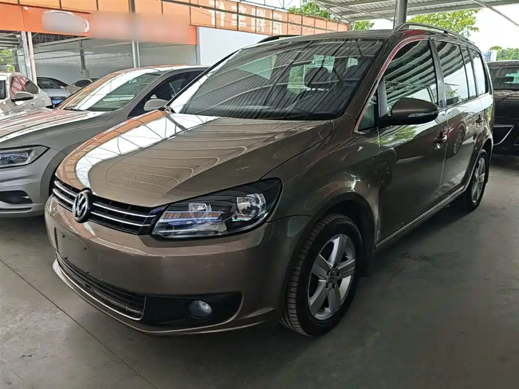 Volkswagen Touran 2016 — фото 2