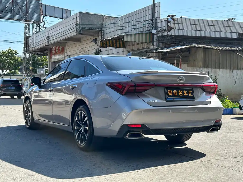 Toyota Avalon 2022 — фото 14