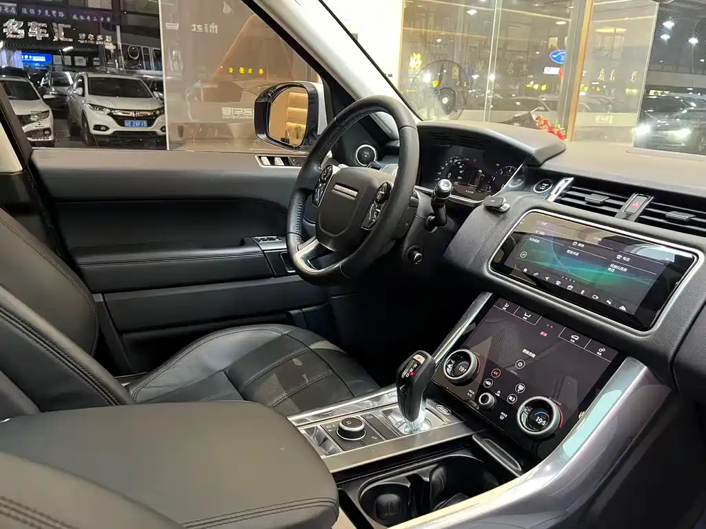 Land Rover Sport 2020 — фото 9