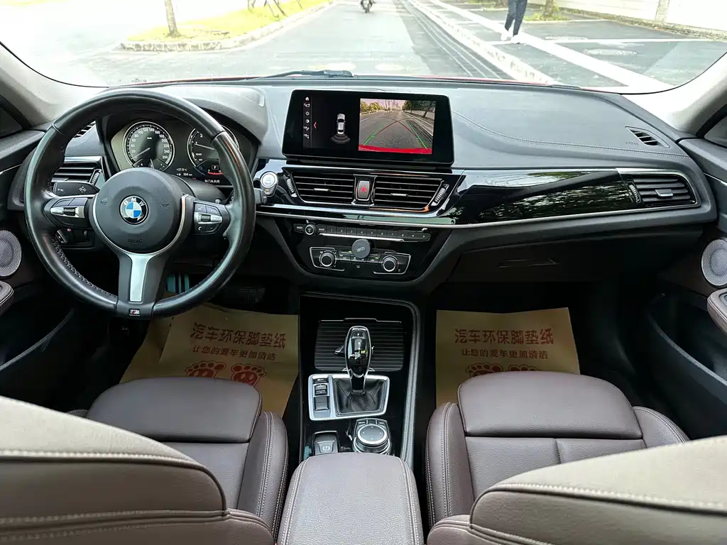 BMW 1 Series 2022 — фото 14
