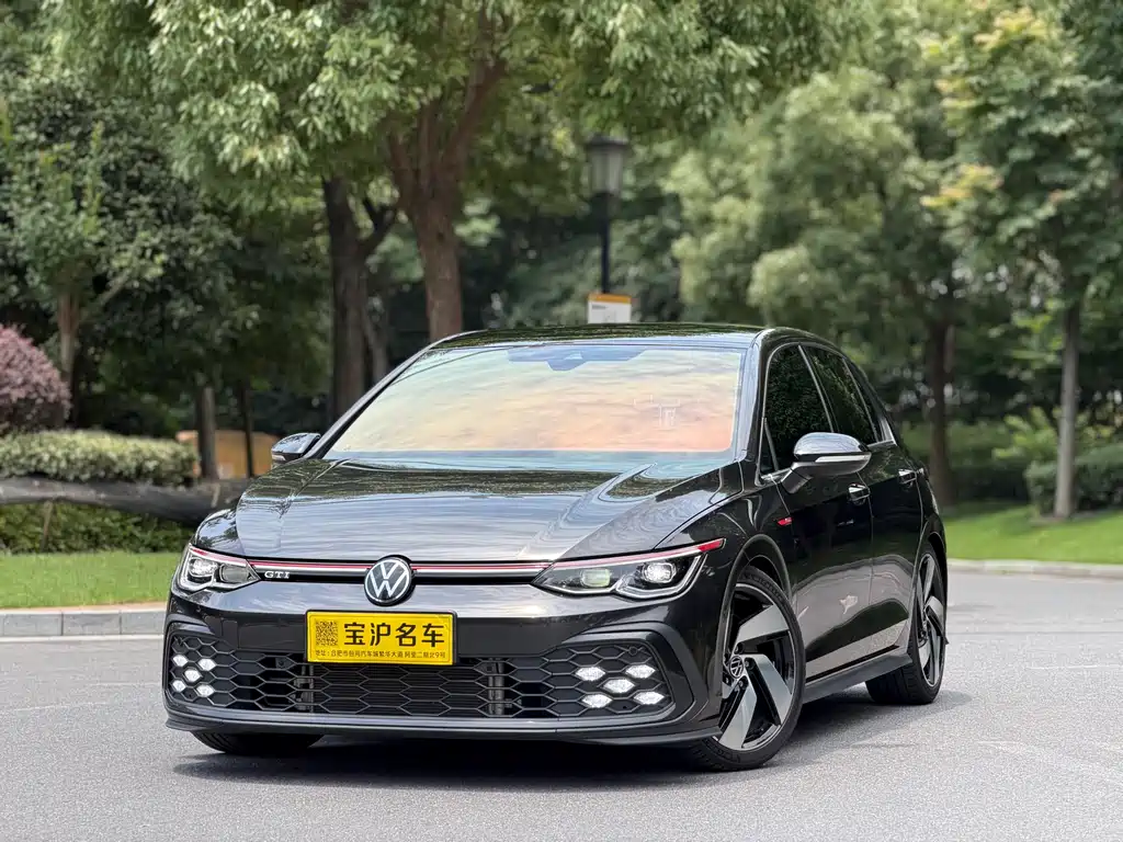 Volkswagen Golf GTI 2025