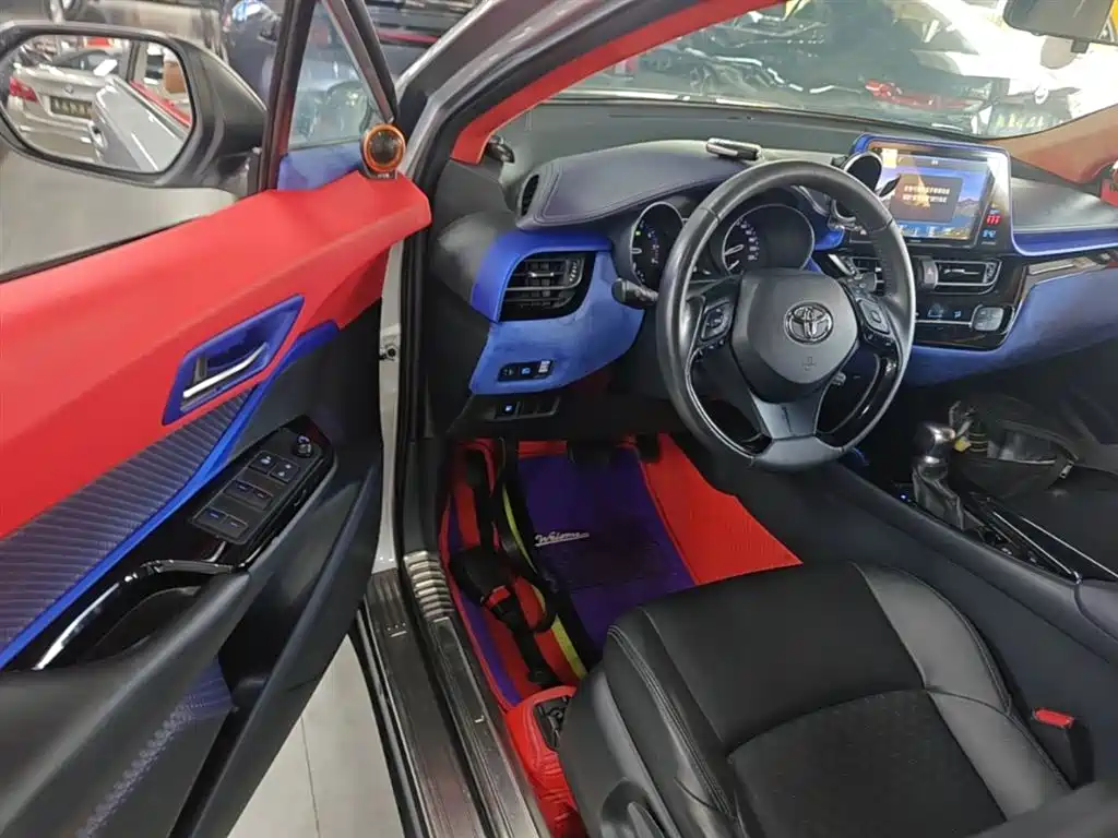 Toyota IZOA 2019 — фото 16