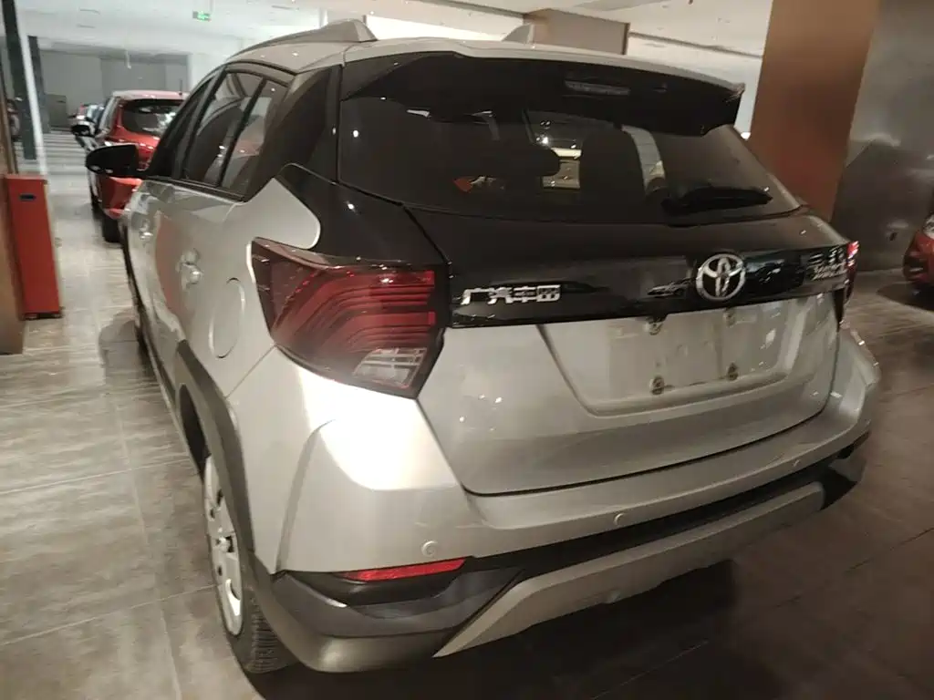 Toyota Yaris L 2020