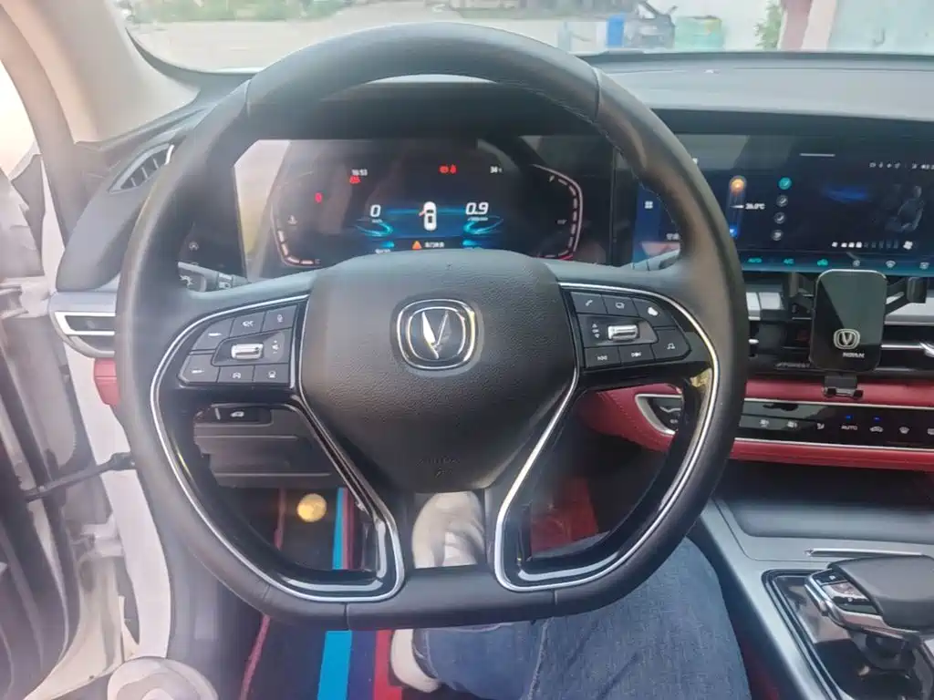Changan CS75 PLUS 2021 — фото 11