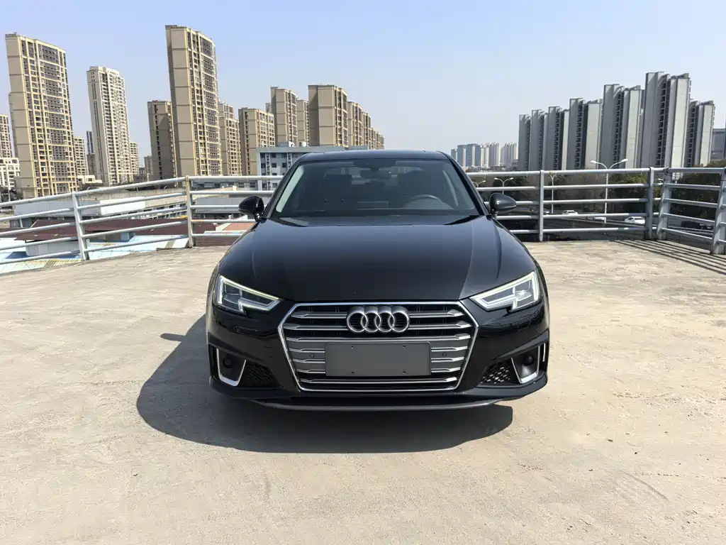 Audi A4L 2019 — фото 2