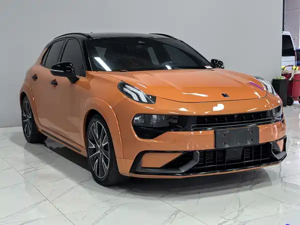 Lynk & Co 02 Hatchback 2021