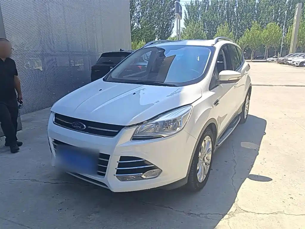 Ford Kuga 2015 — фото 2