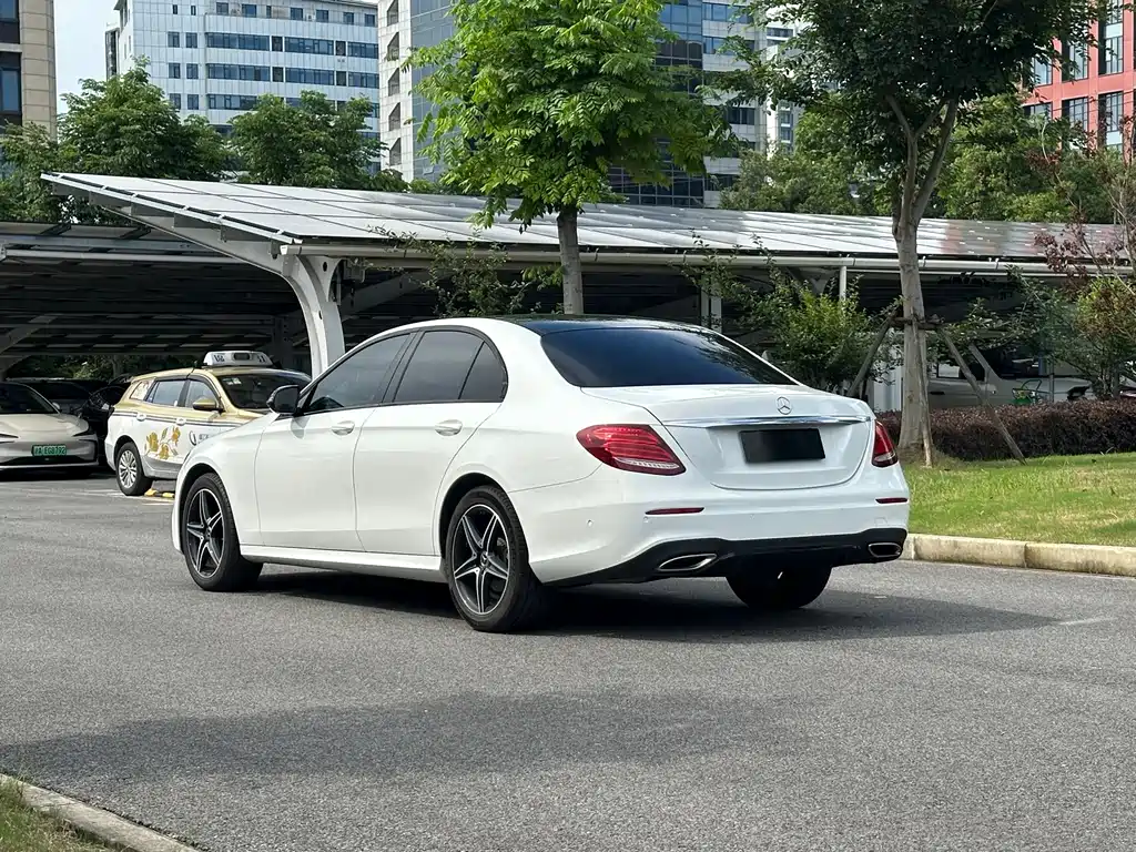Mercedes-Benz E-Class 2020
