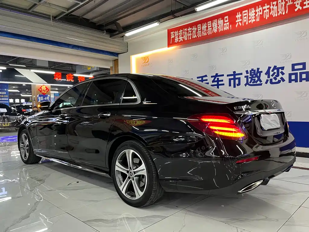 Mercedes-Benz E-Class 2018 — фото 3