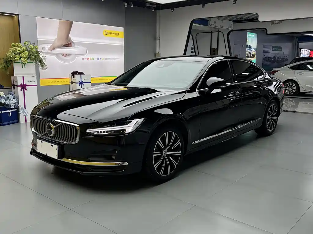 Volvo S90 2020 — фото 1