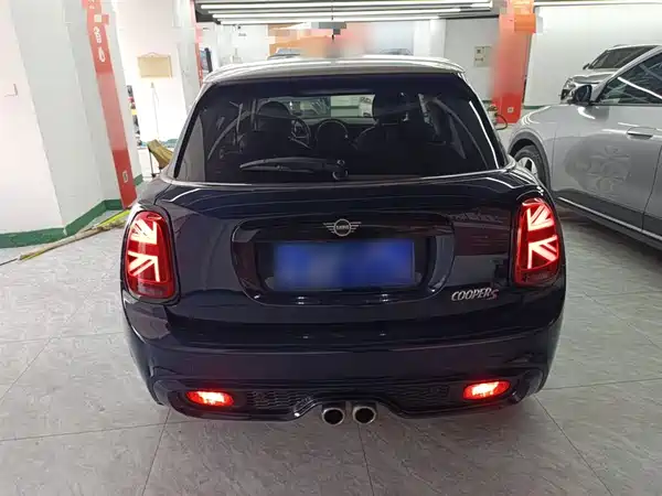 MINI MINI 2019