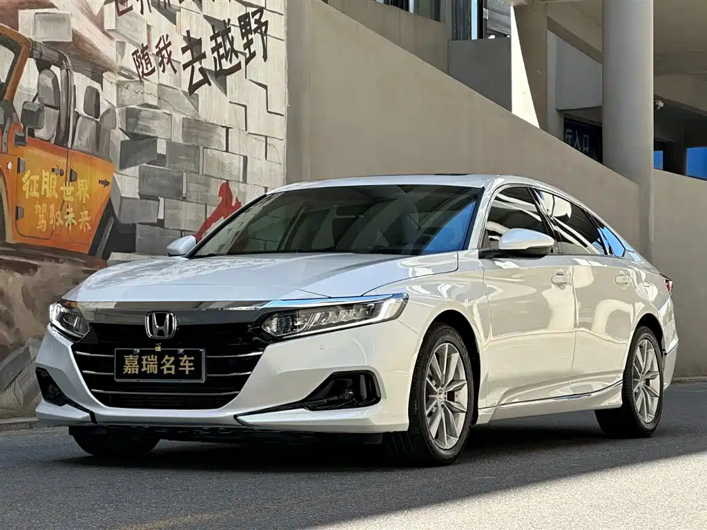 Honda Accord 2022 — фото 1