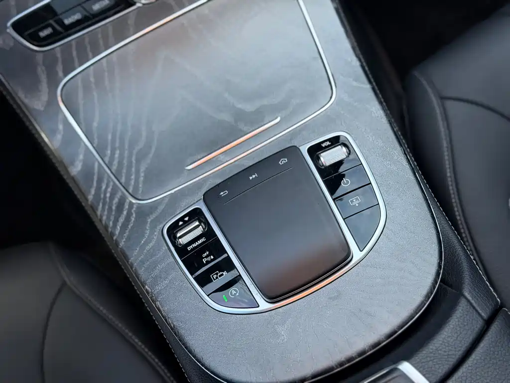 Mercedes-Benz CLS 2019 — фото 17
