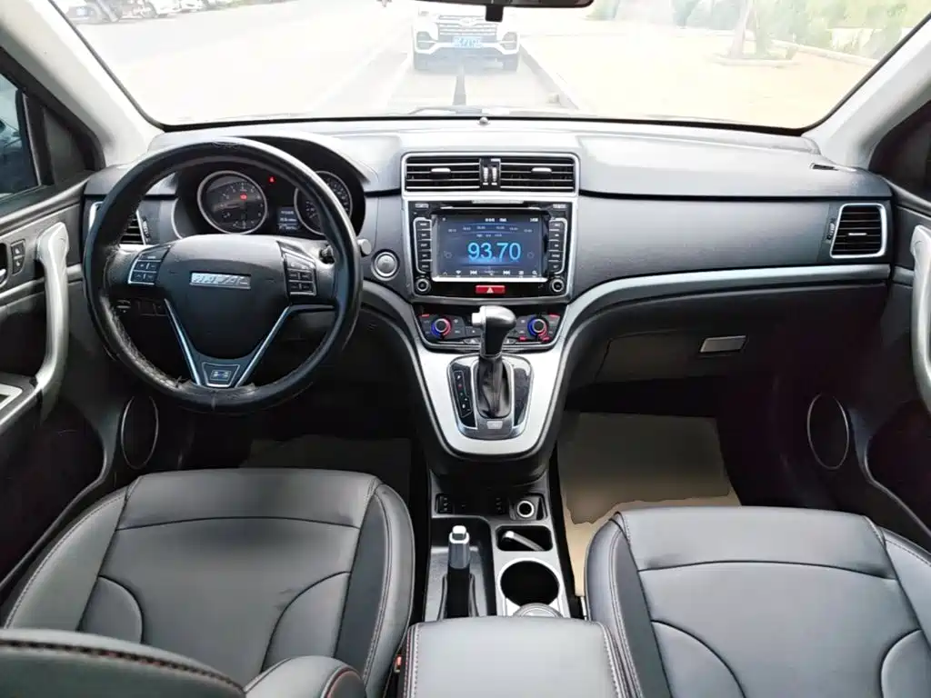 Haval H6 2017 — фото 10