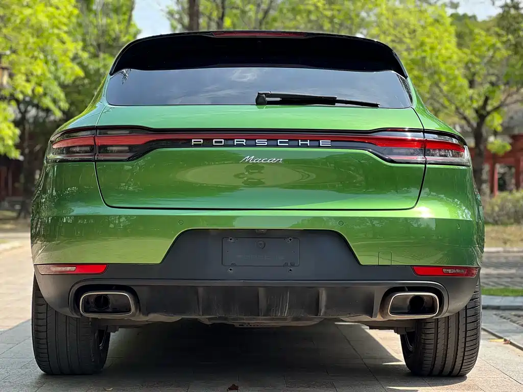 Porsche Macan 2019 — фото 16