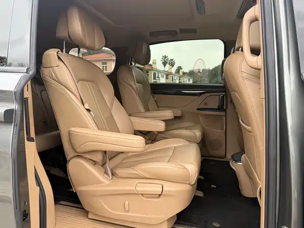 Buick GL8 2017