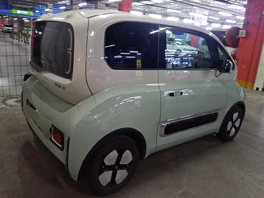 Baojun KiWi EV 2023 — фото 3