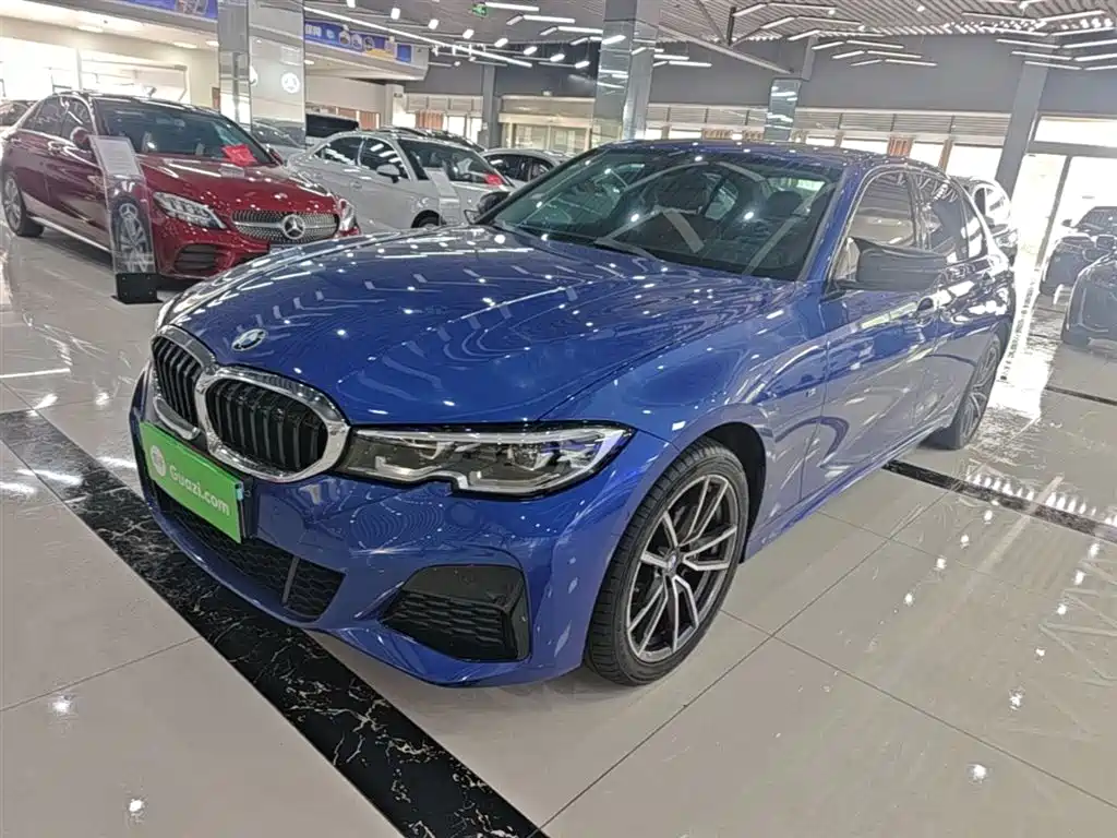 BMW 3 Series 2020 — фото 1