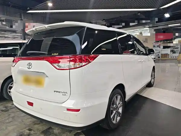 Toyota Previa 2018