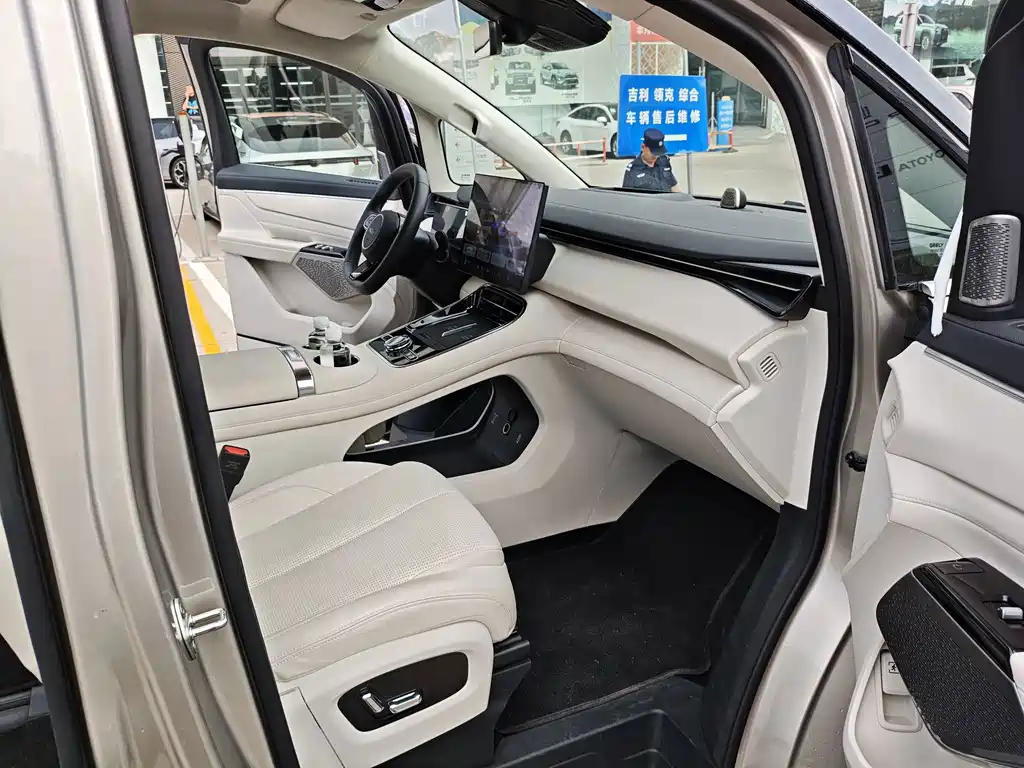 Geely Galaxy V900 2026 — фото 17