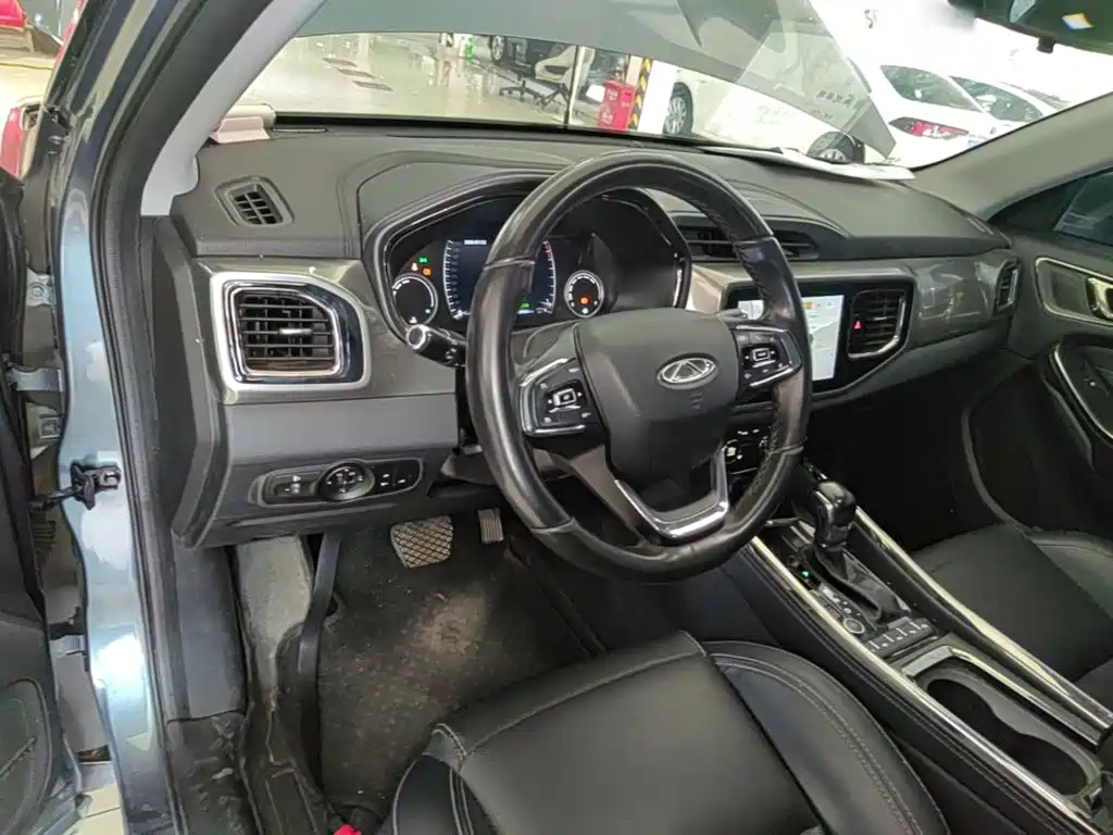 Chery Tiggo 8 2019 — фото 10