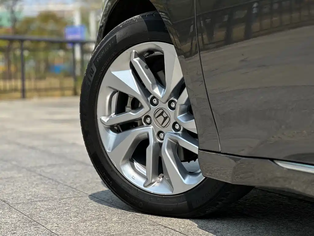 Honda Accord 2020 — фото 11