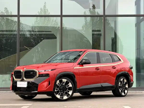 BMW XM 2023
