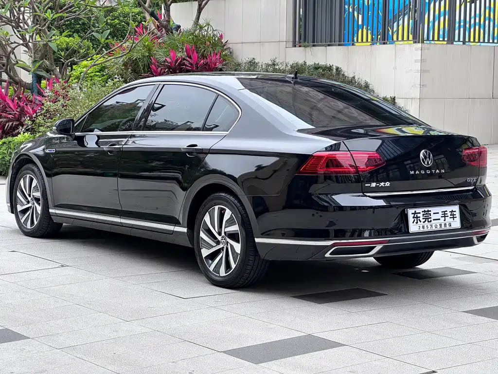 Volkswagen Magotan GTE PHEV 2021 — фото 10