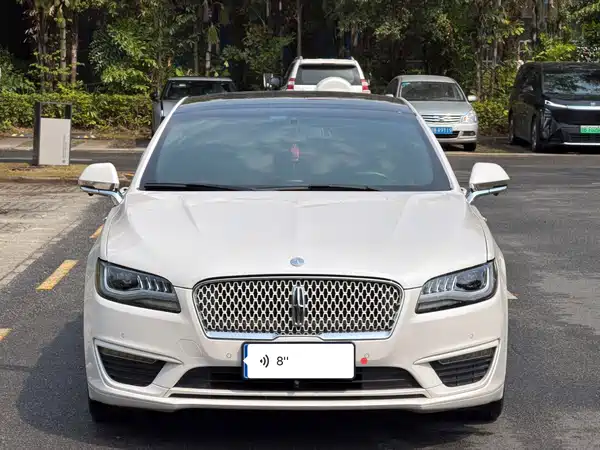 Lincoln MKZ 2020