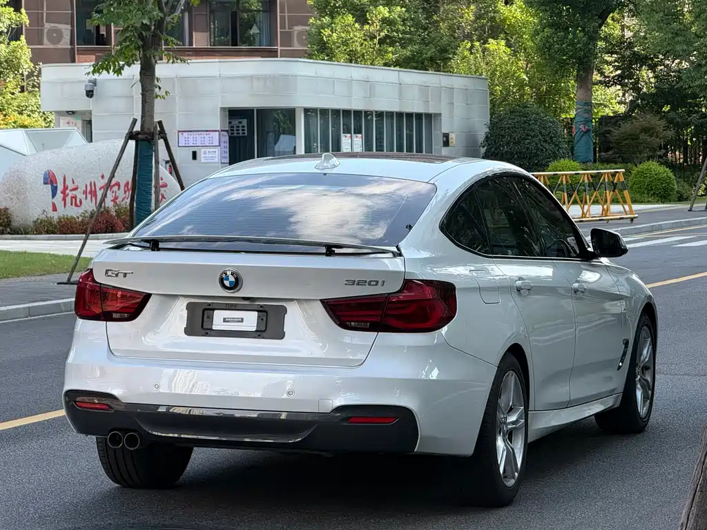 BMW 3 Series GT 2020 — фото 16