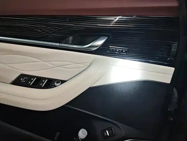 Geely Xingyue L 2022