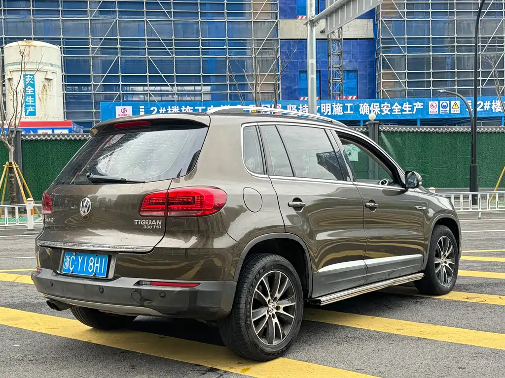 Volkswagen Tiguan 2016 — фото 15