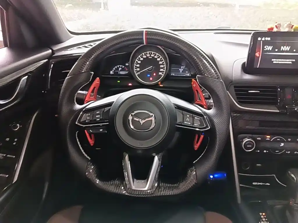 Mazda CX-4 2019 — фото 11