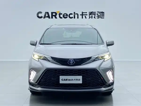 Toyota Granvia 2024