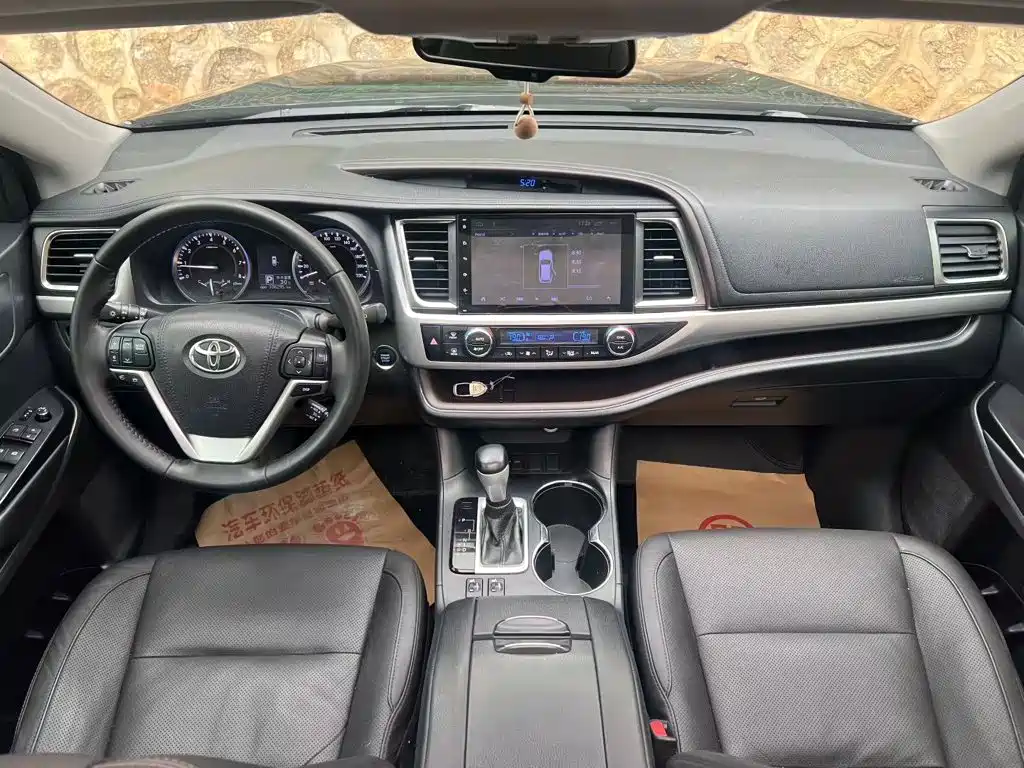 Toyota Highlander 2017