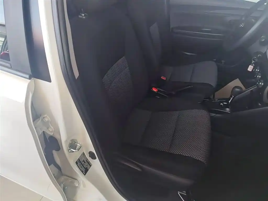 Toyota Vios FS 2019 — фото 25