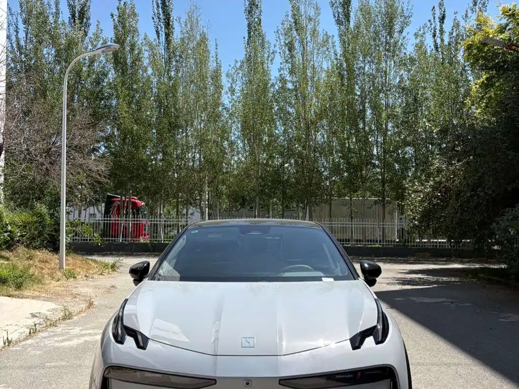 Zeekr X 2024